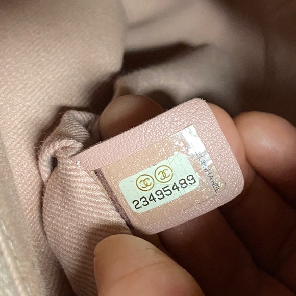 Just Sharing Chanel Caviar Quilted With Top Handle - Picture 7 of 14